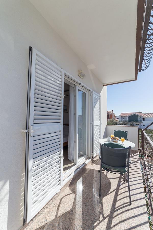 Apartments Valentino Vodice Exterior photo